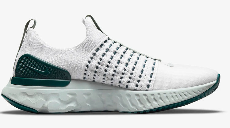 Nike React Phantom Run Flyknit 2