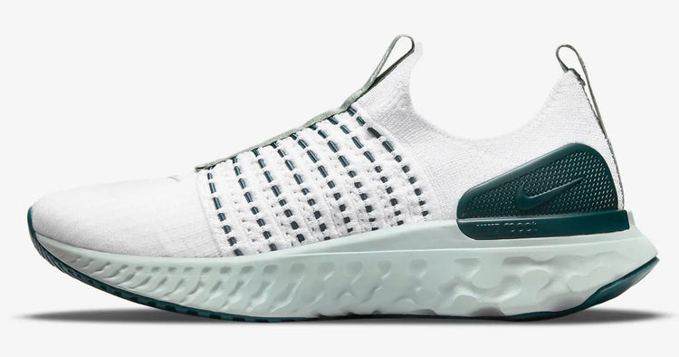 Nike React Phantom Run Flyknit 2