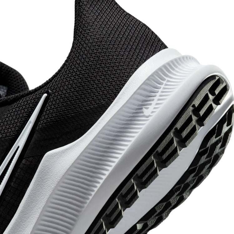Nike Downshifter 11