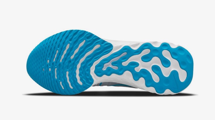 Nike React Infinity Run Flyknit 2