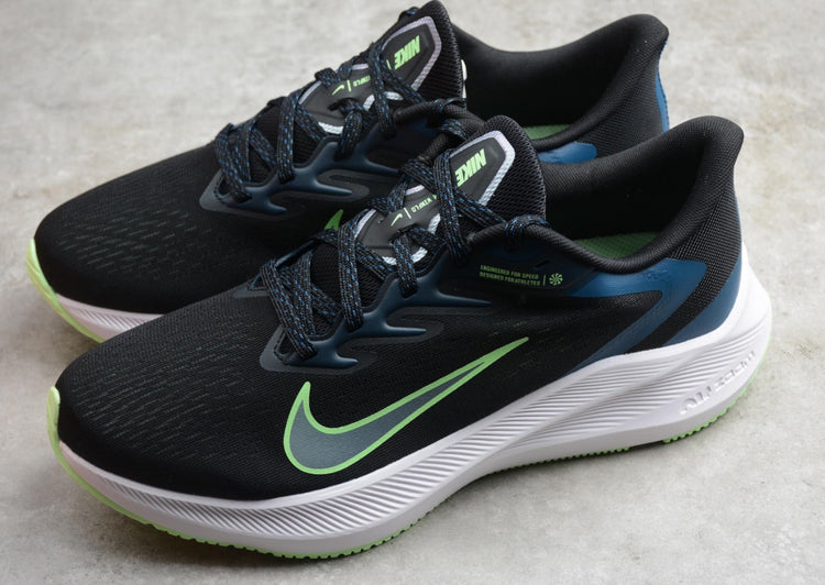 Nike Winflo 7 Shield