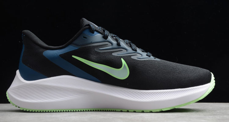 Nike Winflo 7 Shield