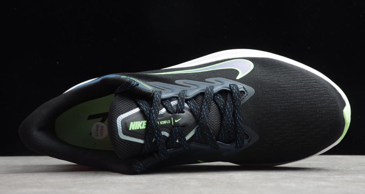 Nike Winflo 7 Shield